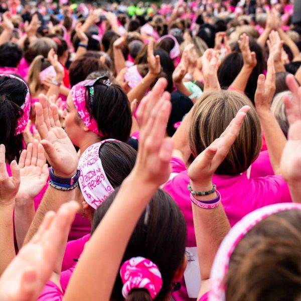 Why_Custom_Finisher_Tops_Are_the_Best_Way_to_Celebrate_a_Corporate_Running_Event